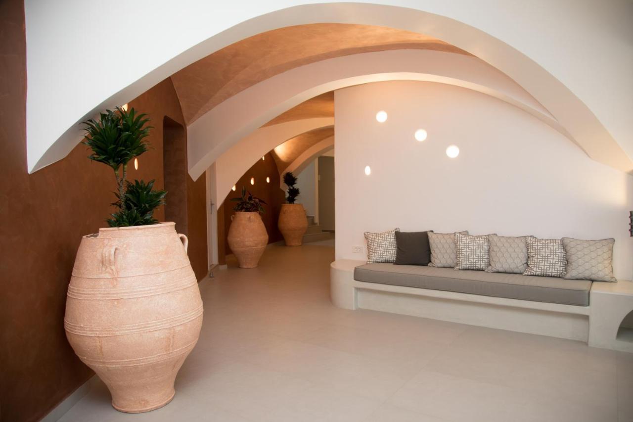 Hotel Pelican Fira (Santorini)
